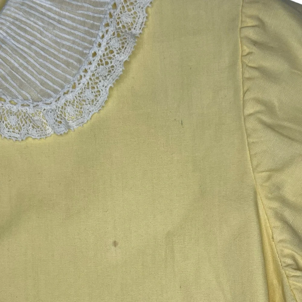 Miss L. Brogan Inc. New York Vintage Yellow Lace Cotton Romper Pearl Button Snap - Picture 10 of 15